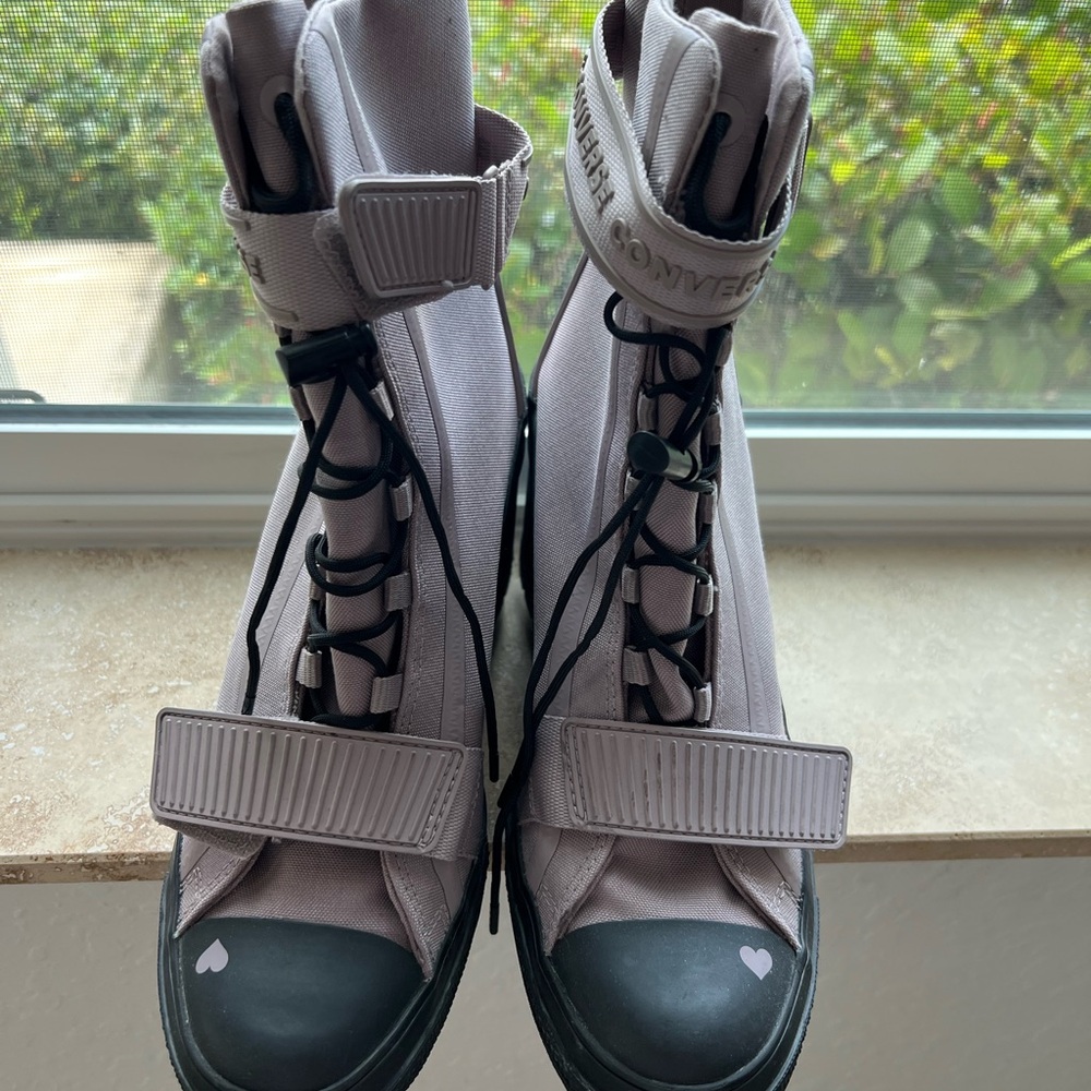 Converse Women's High-Top Sneakers - Light Gray and Black